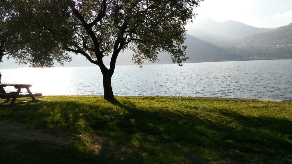 Appartamento Bella Isola Monte Isola Extérieur photo