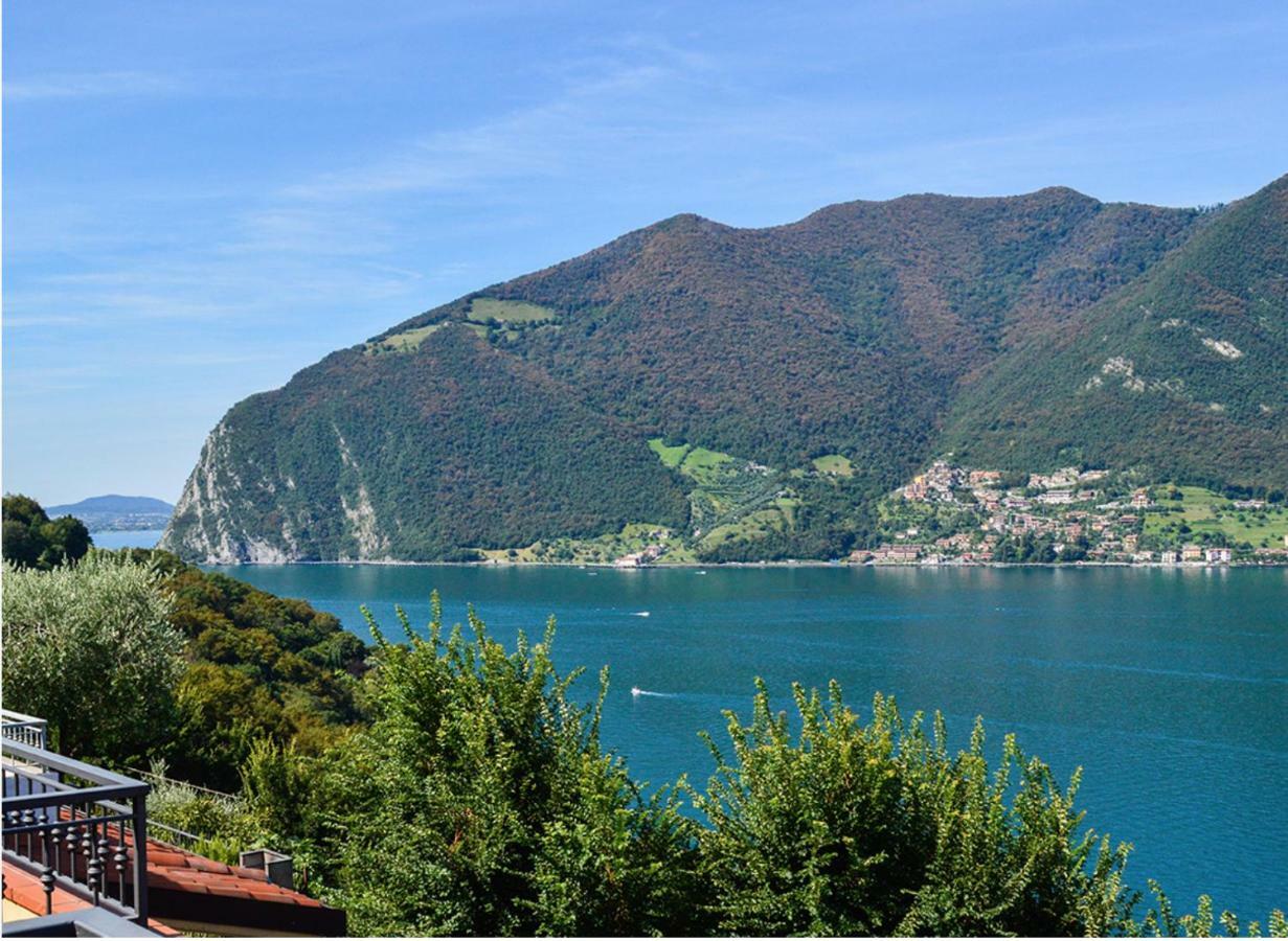 Appartamento Bella Isola Monte Isola Extérieur photo